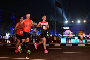 BIB: 20970, 2032
                            <button type="button" onclick="openModal(15063297)" class="btn btn-primary btn-sm float-right btn-popup" data-toggle="modal" data-target=".modal-high-quality">
                        <i class="fas fa-shopping-cart"></i> Add to Cart
                    </button>
                                            <button type="button" onclick="isThisMe(15063297, true)" class="btn btn-success btn-sm float-right btn-popup btn-isme hidden" data-toggle="tooltip" data-placement="bottom" title="นี่คือรูปของคุณใช่ไหม คลิกที่นี่เพื่อเอาเข้าอัลบั้ม">
                        <i class="fas fa-plus"></i> Add to album
                    </button>
                    <button type="button" onclick="isThisMe(15063297, false)" class="btn btn-warning btn-sm float-right btn-popup btn-isnotme hidden">
                        <i class="fas fa-ban"></i> Remove from album
                    </button>